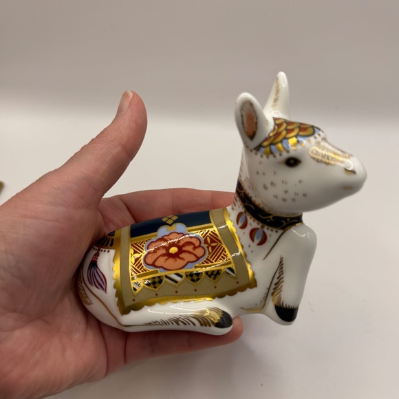 Royal Crown Derby Donkey Foal bone china paperweight figurine. Gold Stopper EUC - Picture 11 of 11